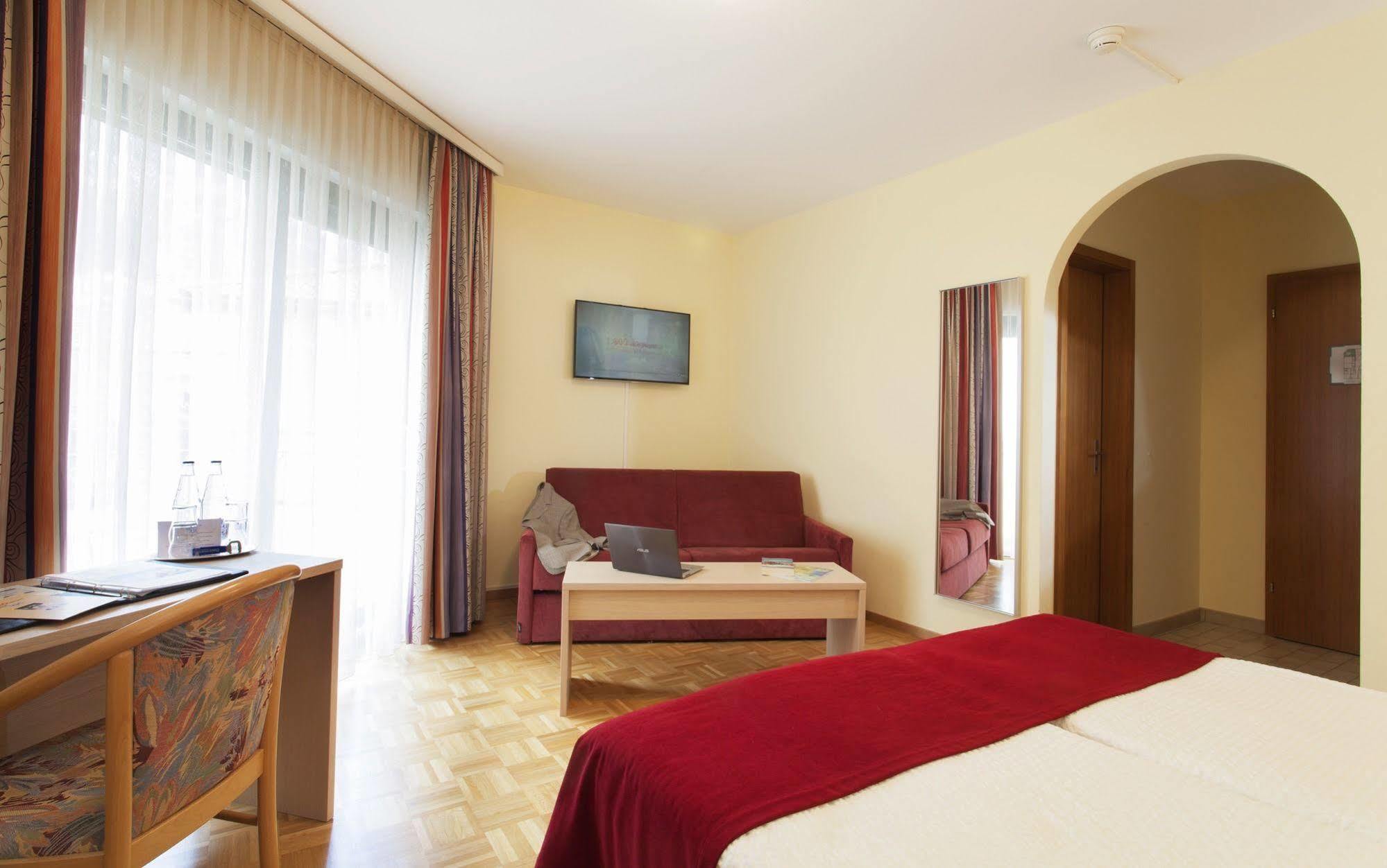 Hotel Geranio Au Lac Muralto Екстер'єр фото