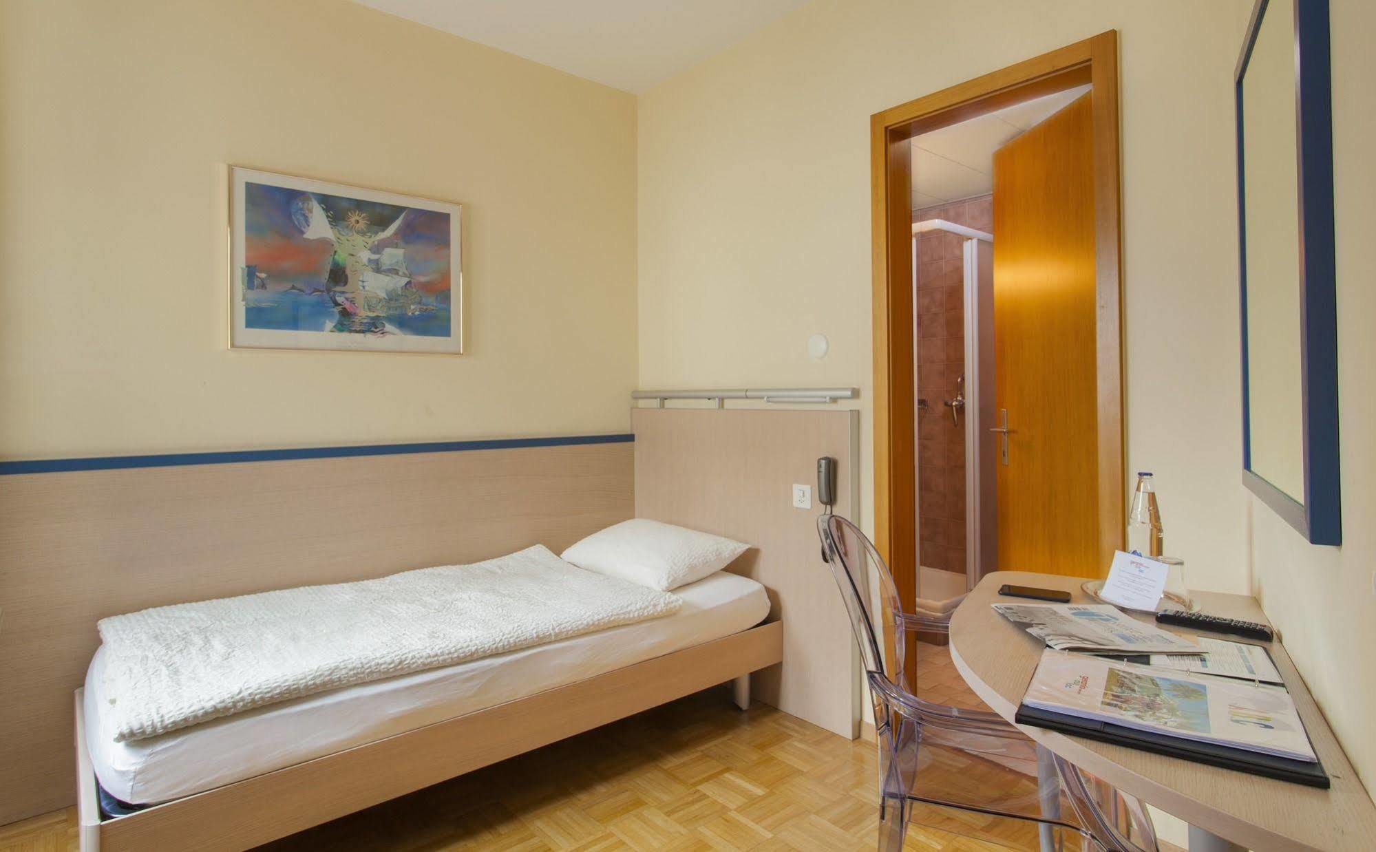 Hotel Geranio Au Lac Muralto Екстер'єр фото
